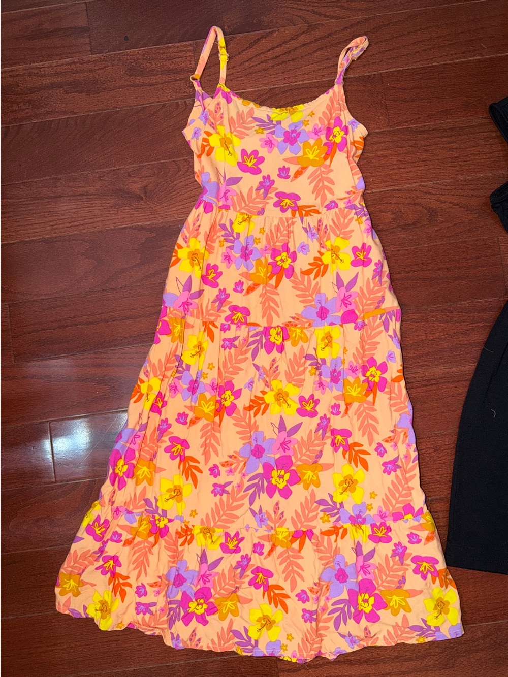 BUNDLE OF GIRLS DRESSES - Picture 11 of 16
